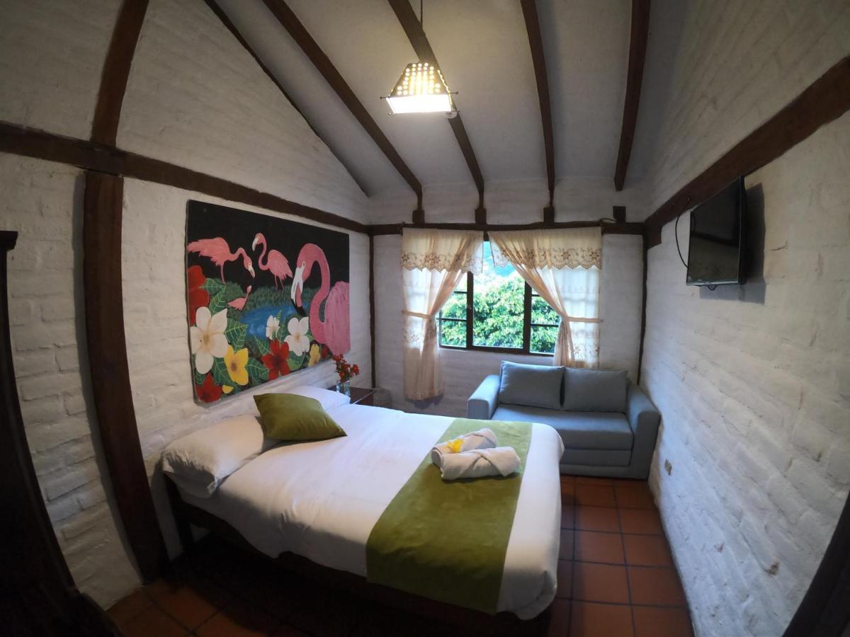 Hostal Inti Luna Banos  Exterior photo